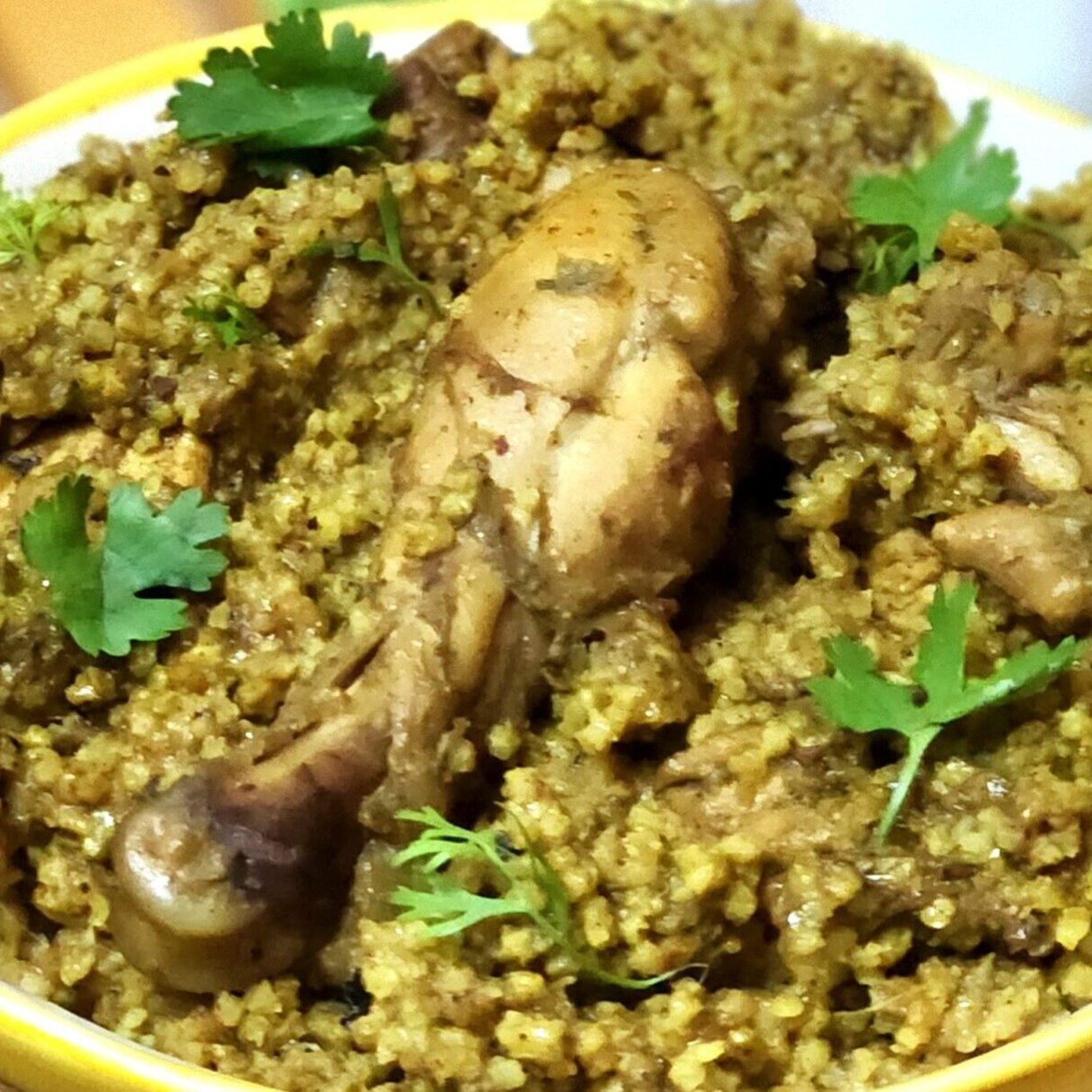 Thalapakattu Chicken Biryani - Single.