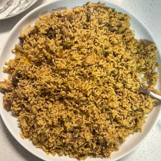 Bogo - Thalapakattu Chicken Biryani.